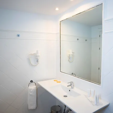 Basic Catedral Hotell 3*