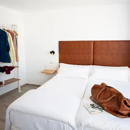 Hotell Basic Catedral 3*