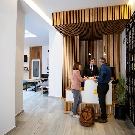 Basic Catedral Hotell