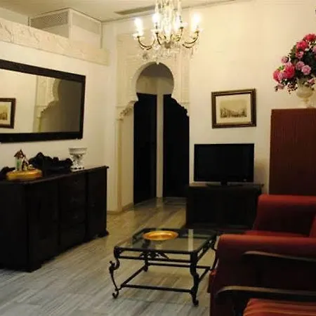Hotell Basic Catedral