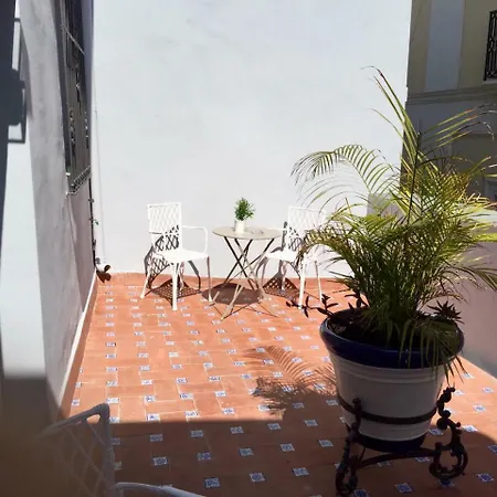 Hotell Basic Catedral 3*