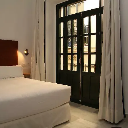 Basic Catedral Hotell 3*