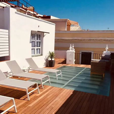 Basic Catedral Otel